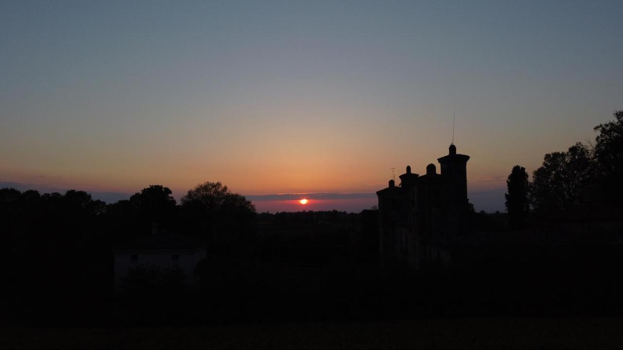 Ostello Castello Mina Della Scala Casteldidone ภายนอก รูปภาพ