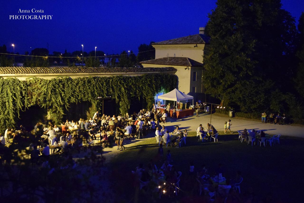 Ostello Castello Mina Della Scala Casteldidone ภายนอก รูปภาพ
